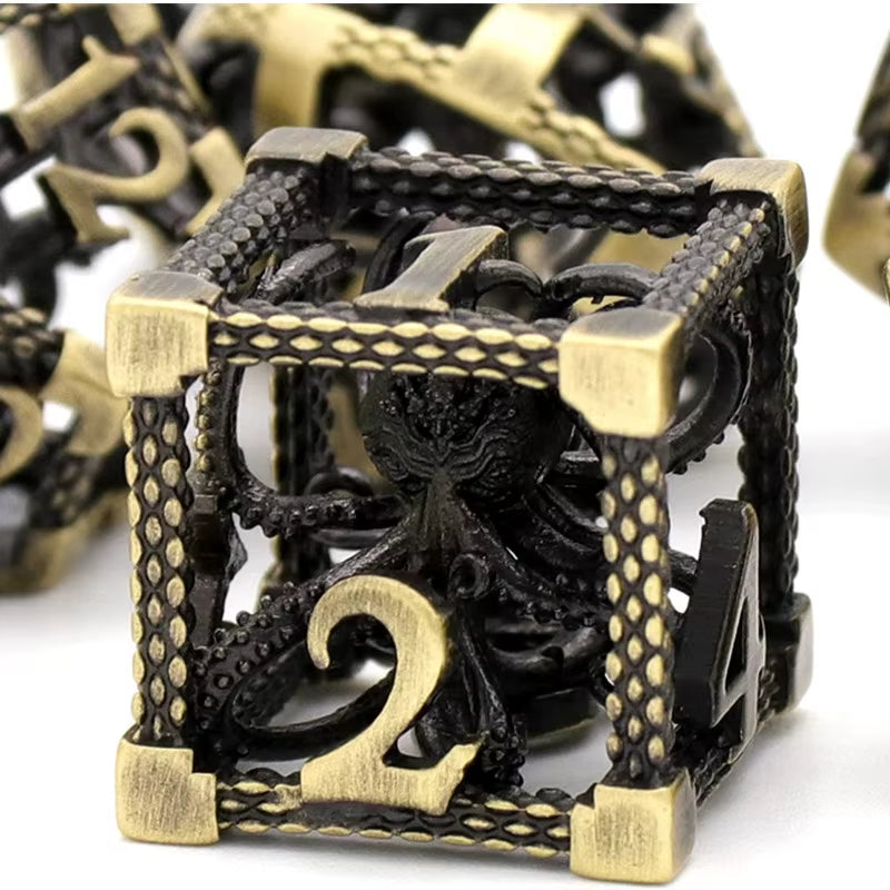 Hollow Metal Dice Set DND Octopus Polyhedron Dice RPG Board Game Pathfinder Metal Dice D4 D6 D8 D0 D% D12 D20 Dice