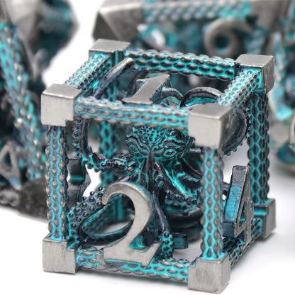 Hollow Metal Dice Set DND Octopus Polyhedron Dice RPG Board Game Pathfinder Metal Dice D4 D6 D8 D0 D% D12 D20 Dice